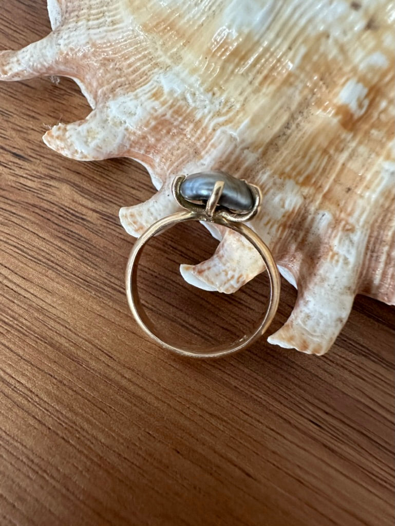 Legacy of the Sea: Kanaloa's Tahitian Keshi Pearl Ring