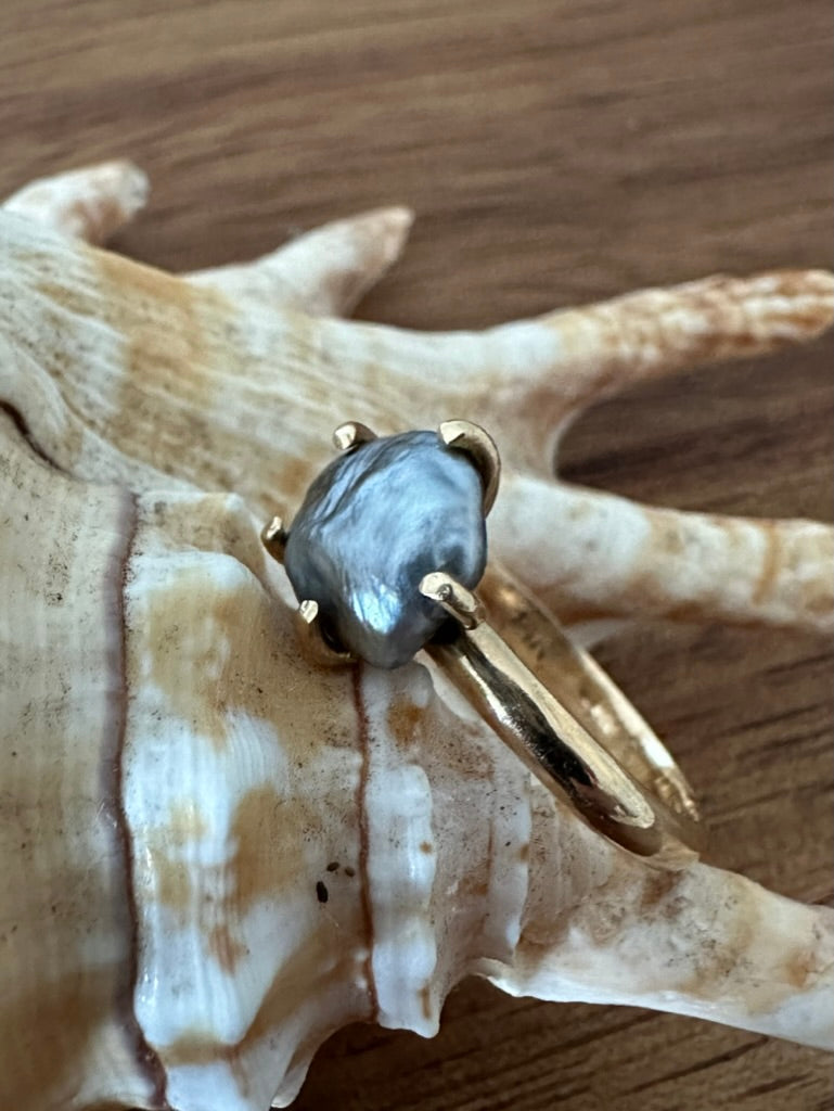 Legacy of the Sea: Kanaloa's Tahitian Keshi Pearl Ring