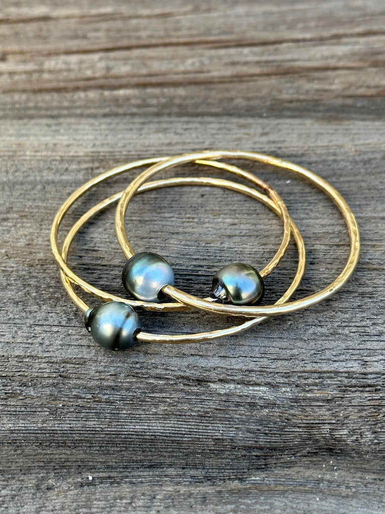 Single Tahitian Pearl Bangle
