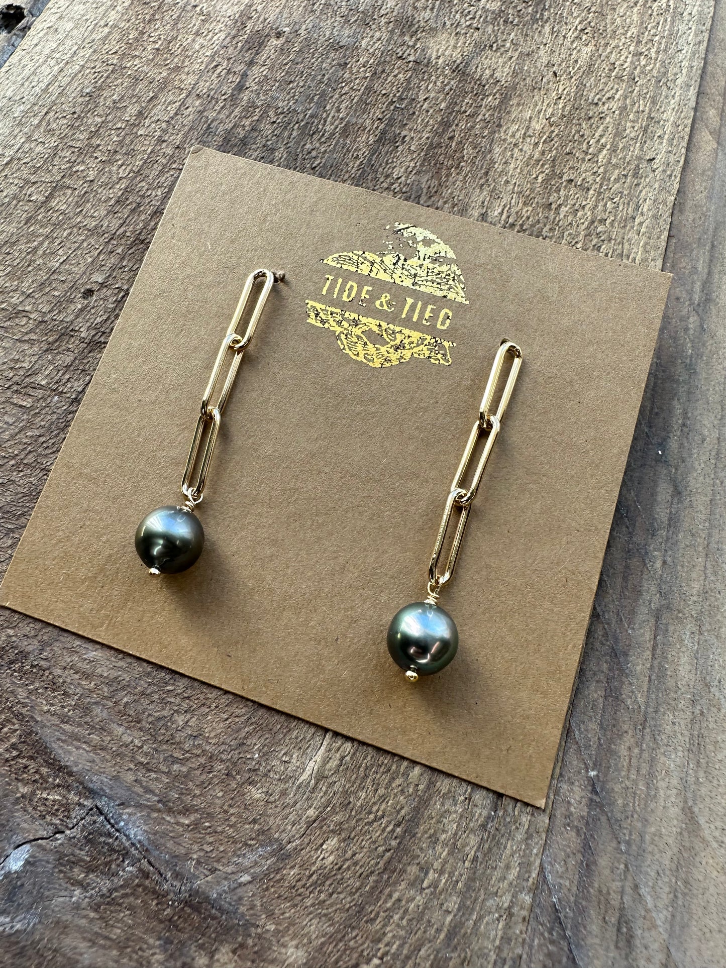 Tide Goddess: Tahitian Pearl Paperclip Chain Earrings
