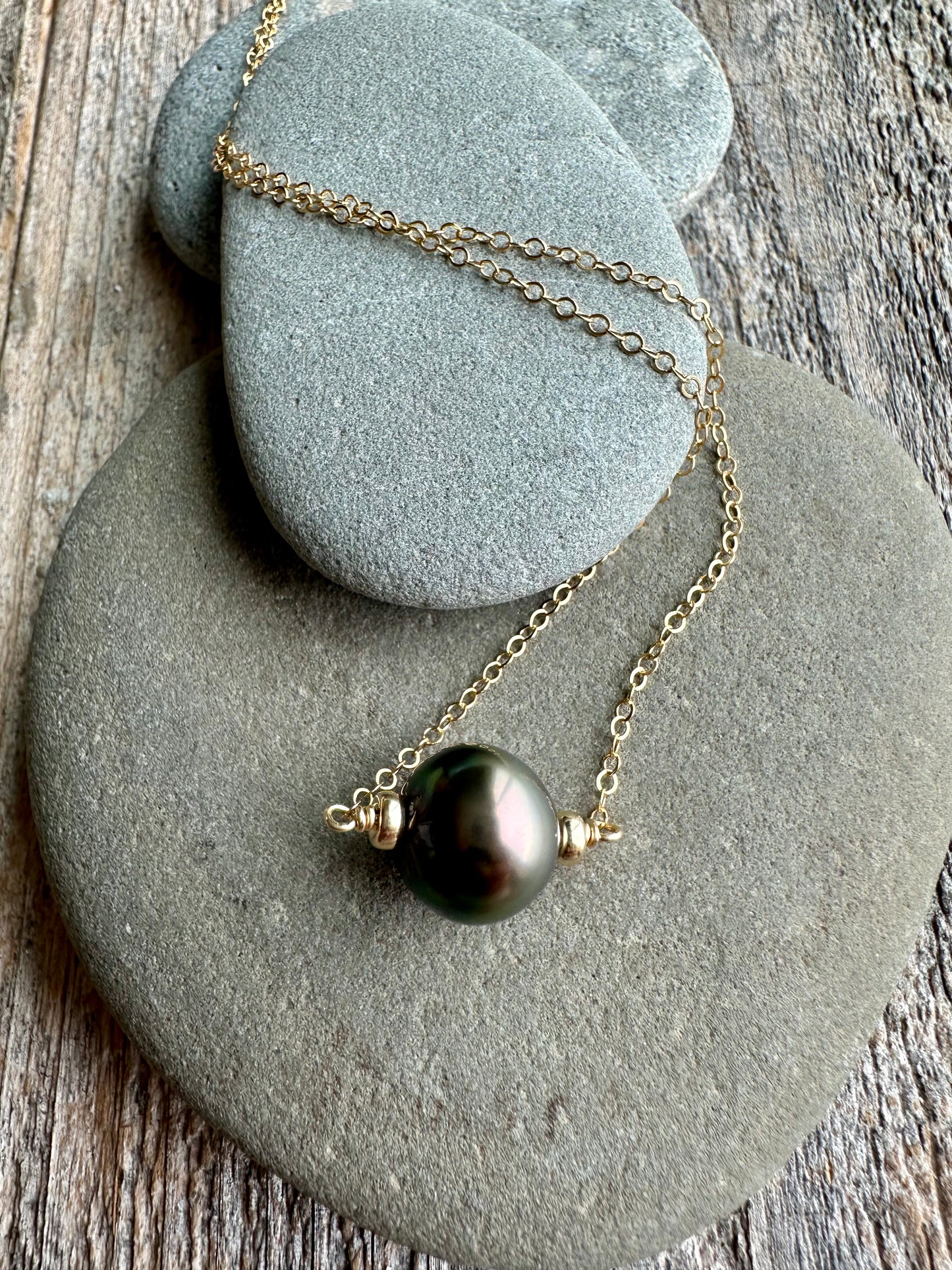 Single Tahitian Pearl Necklace 18"