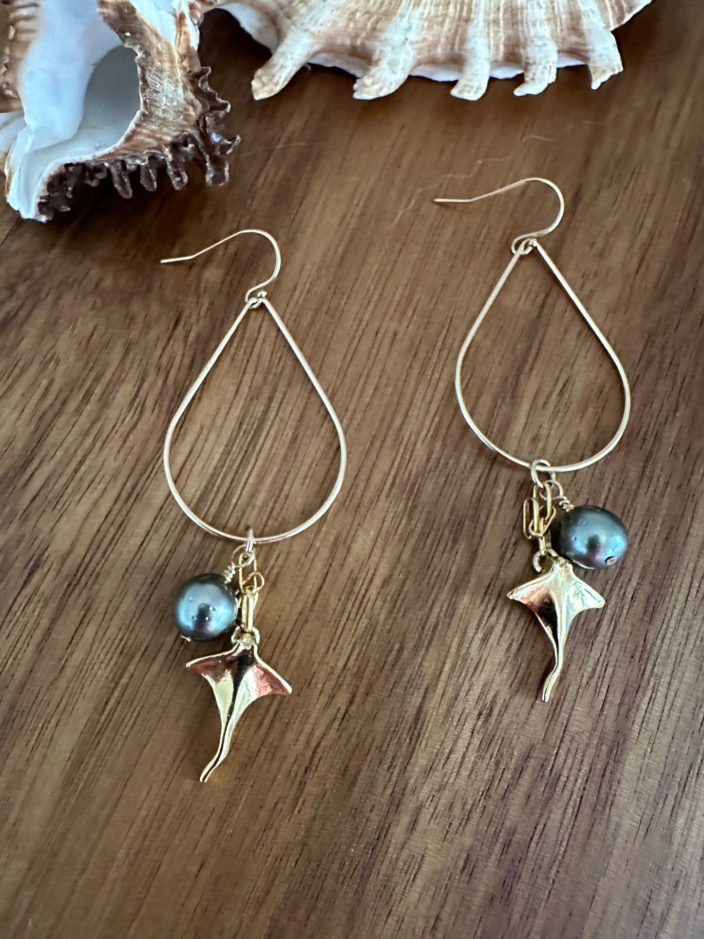 Ray of Guidance: Tahitian Pearl and Sting Ray Earrings