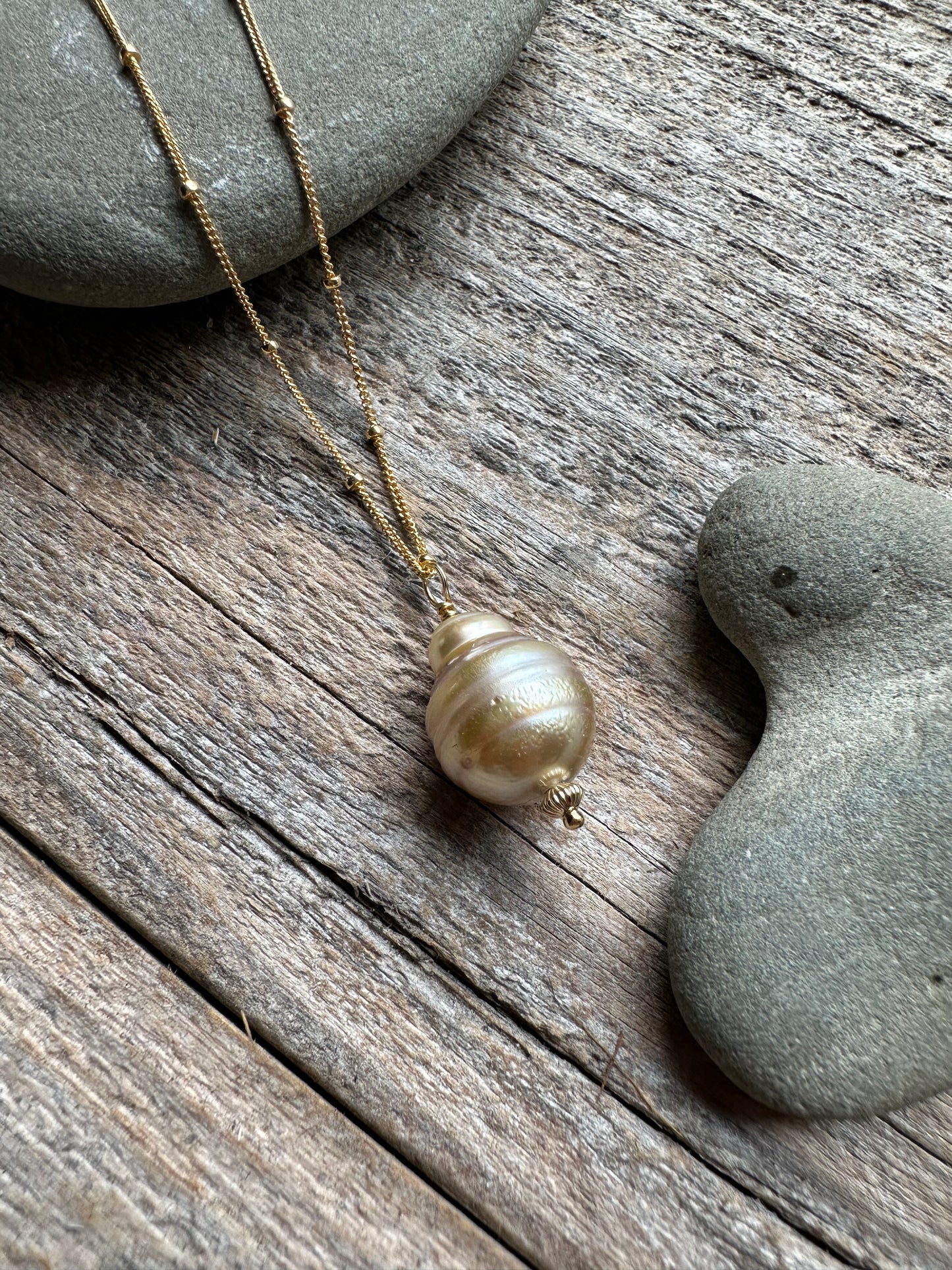 Tidal Tahitian Pearl Necklace