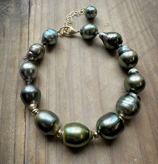 Midnight Mirage: Tahitian Pearl Baroque Bracelet with 12 12mm Pearls