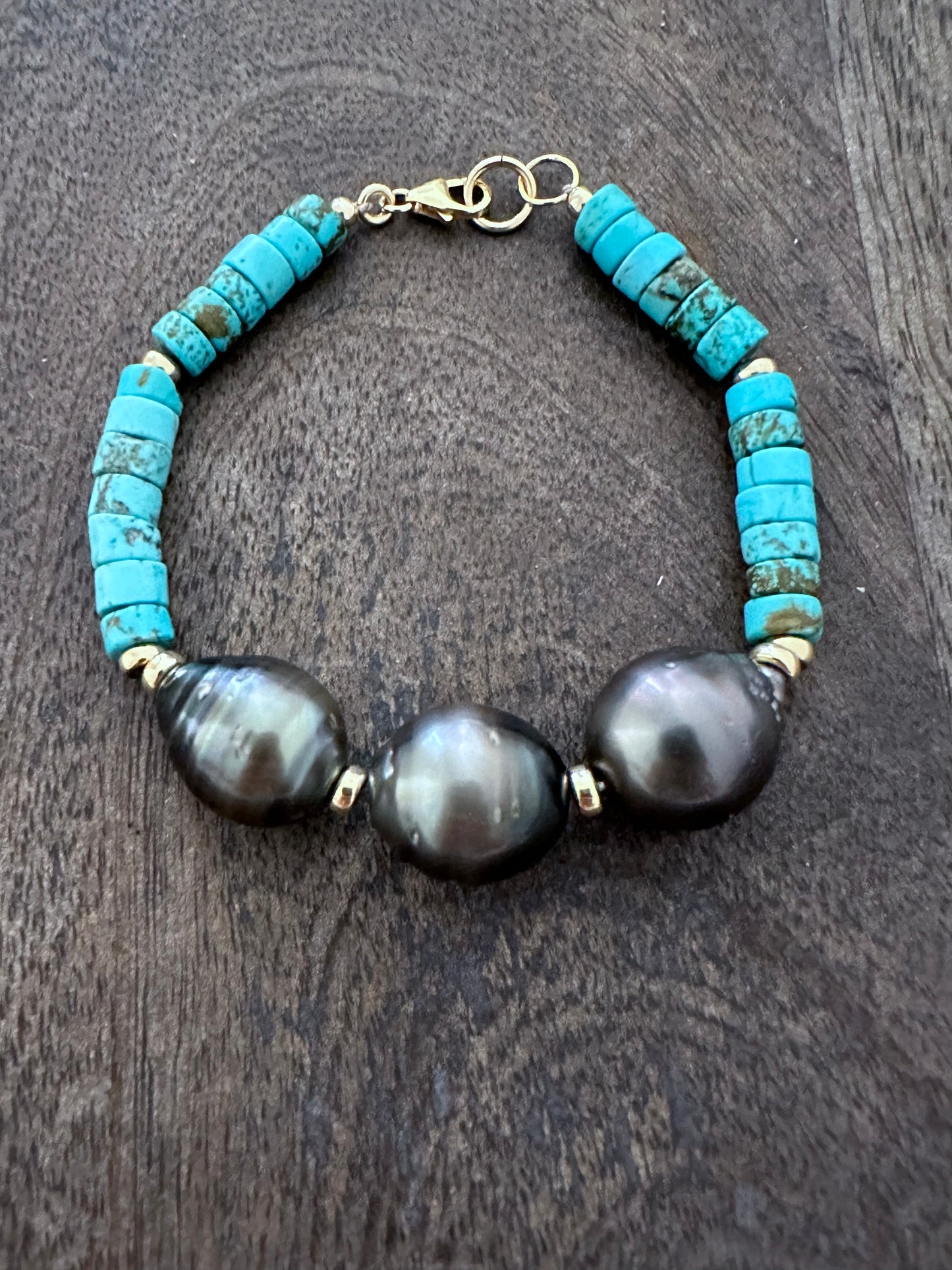 Ocean Breeze: Turquoise and Tahitian Pearl Bracelet