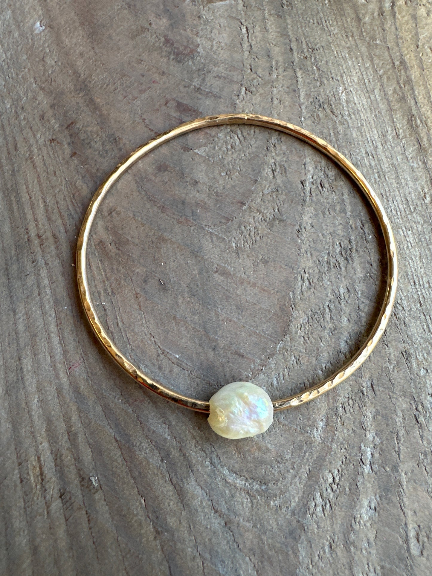 White Freshwater Pearl Bangle