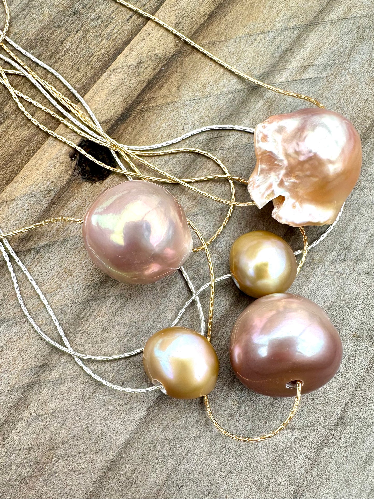 Freeflow Floating Pearl Necklace