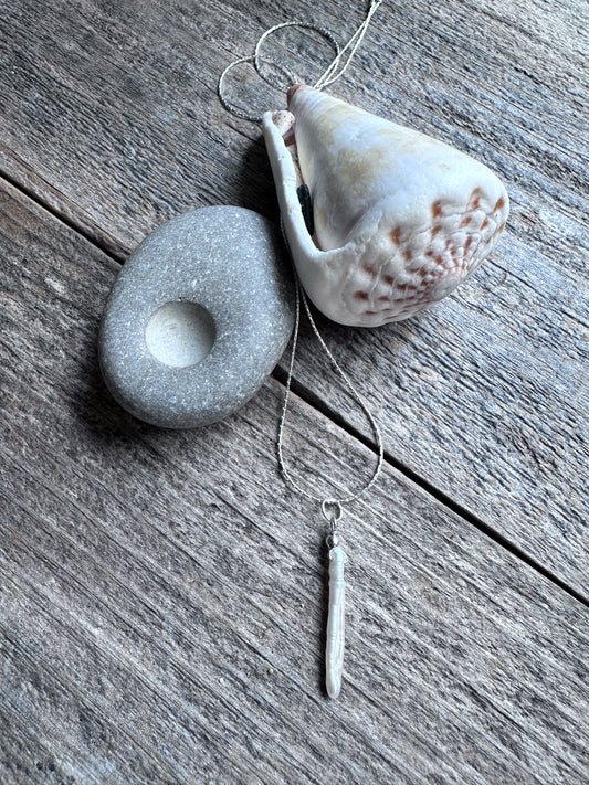 Sterling Silver Snake Chain with Stick Pearl