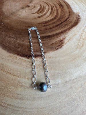 Linked Sterling Silver Bracet with a Tahitian pearl
