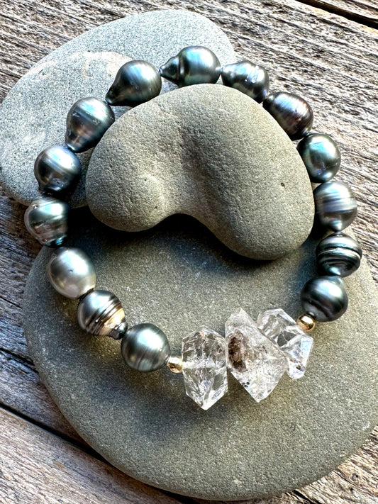 Tidal Clarity Tahitain Pearl and Herkimer Diamond Stretchy Bracelet