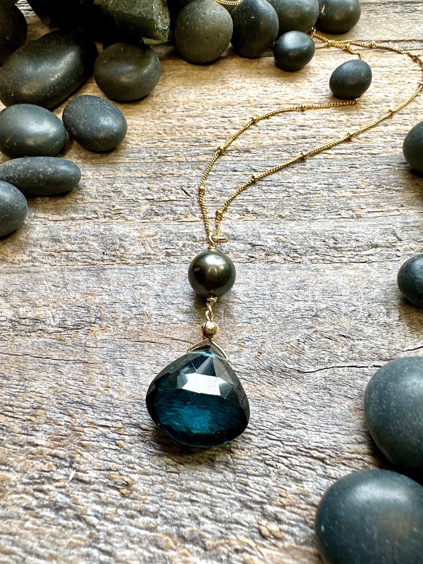 Abyssal Tide: Single Drop Necklace