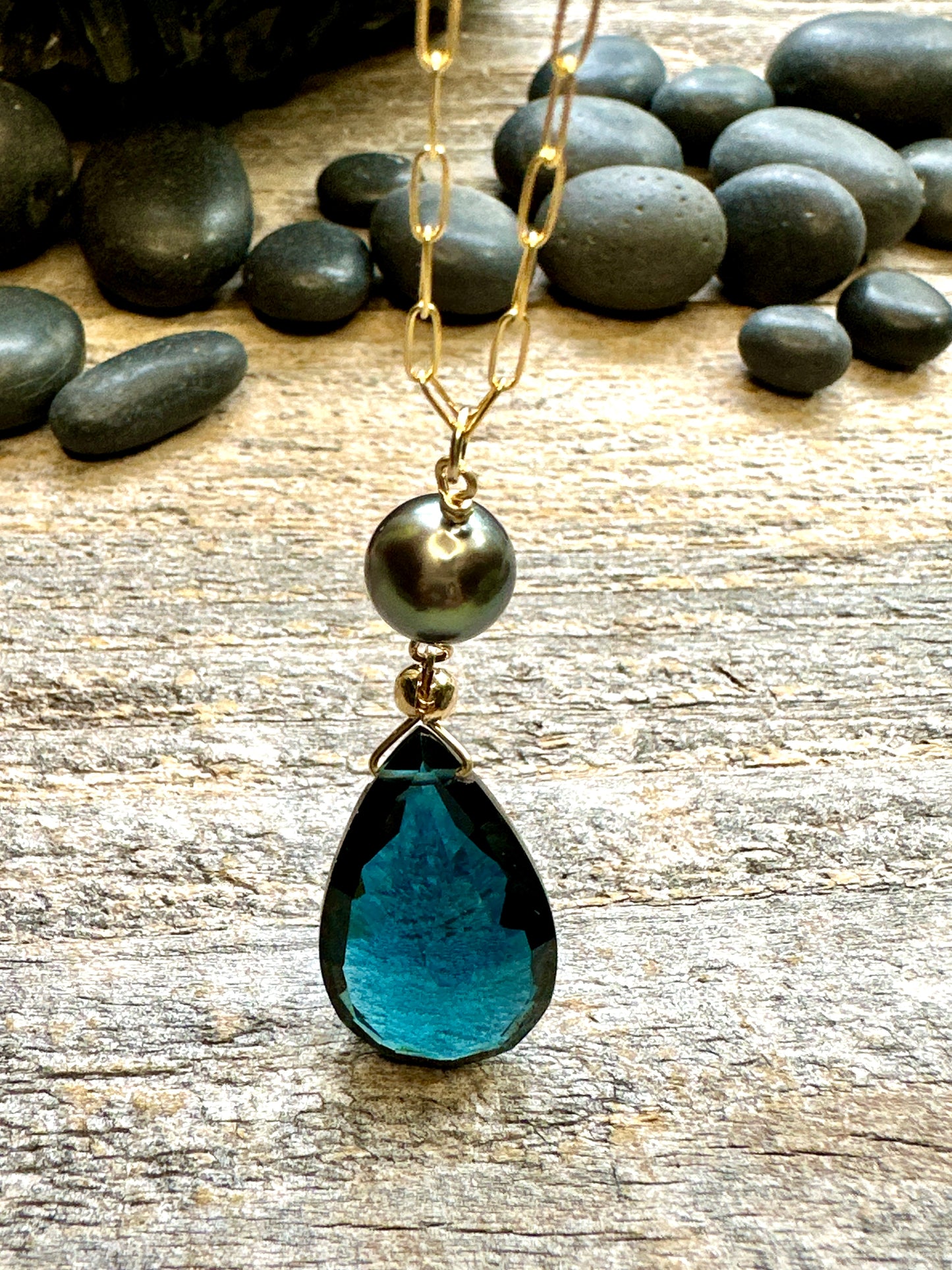 Abyssal Tide: Single Drop Necklace