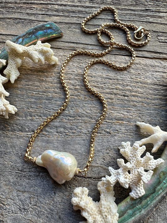 Fireball Baroque Shore Bar 23" Necklace