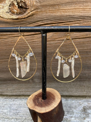 Mermaids Nets Pearls and Aura Crystal